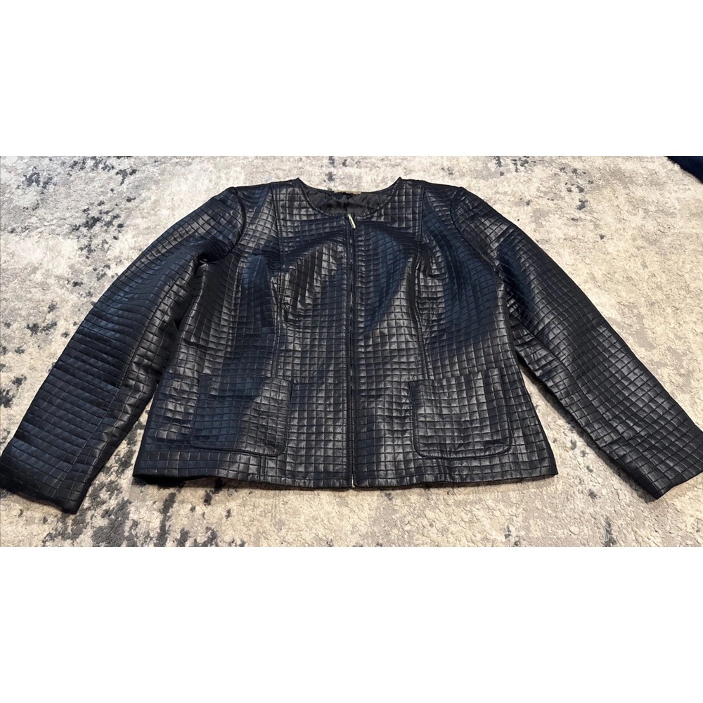 Valerie Stevens Zipper Black Quilted  Jacket Zip  XL X-large Front pockets